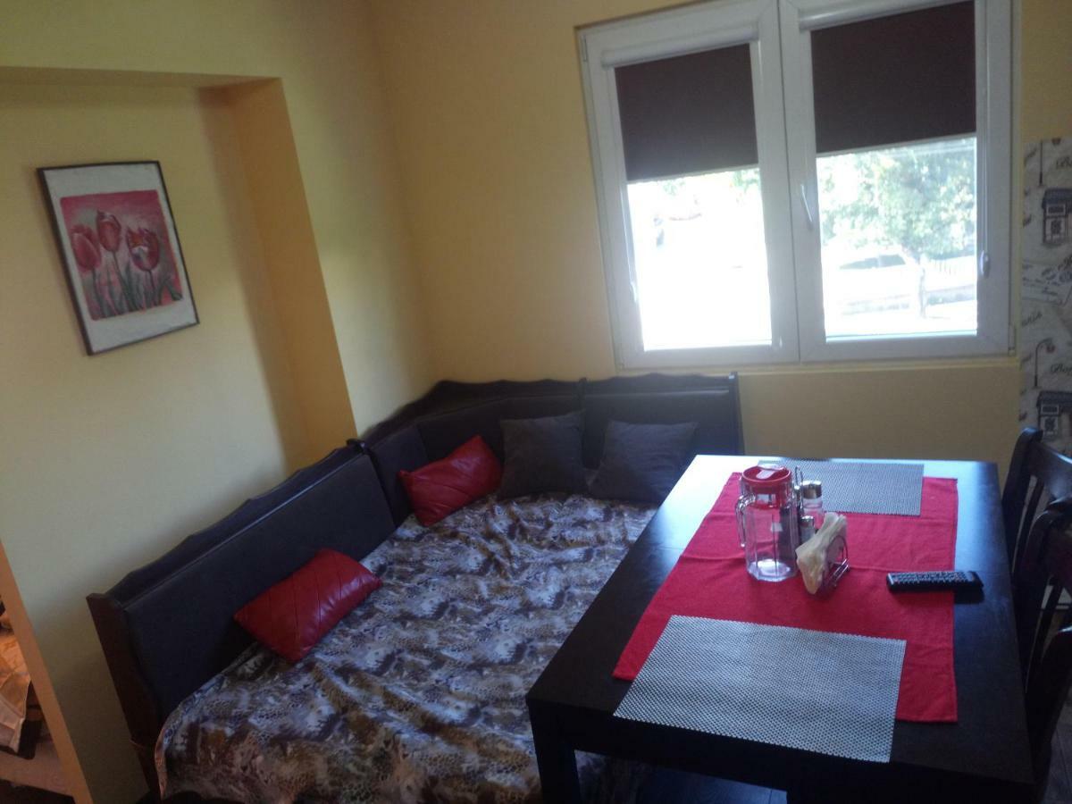 Studio Lux Плевна Экстерьер фото